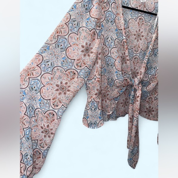 Forever 21 Paisley Print Blouse - Picture 6 of 8